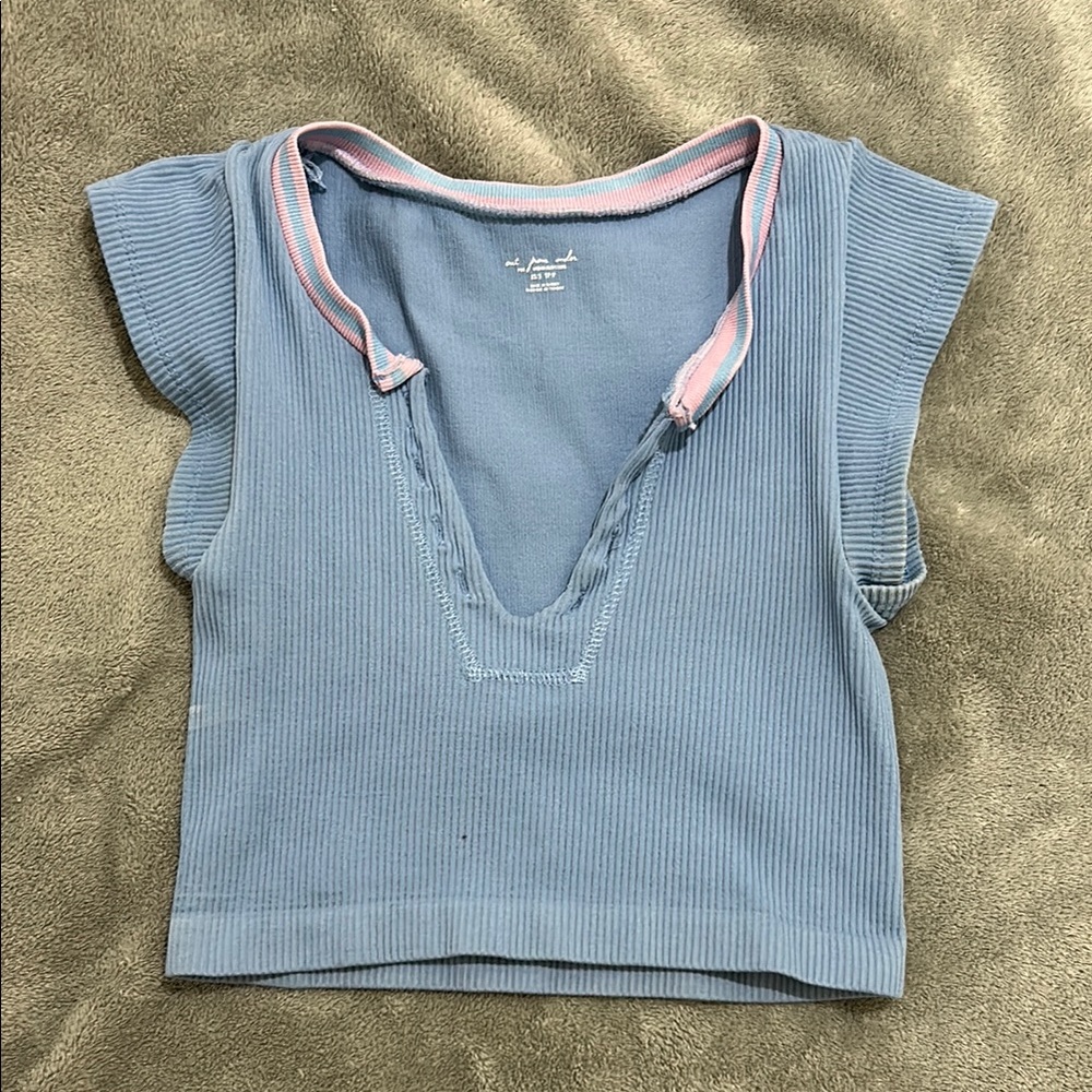 urban outfitters top!